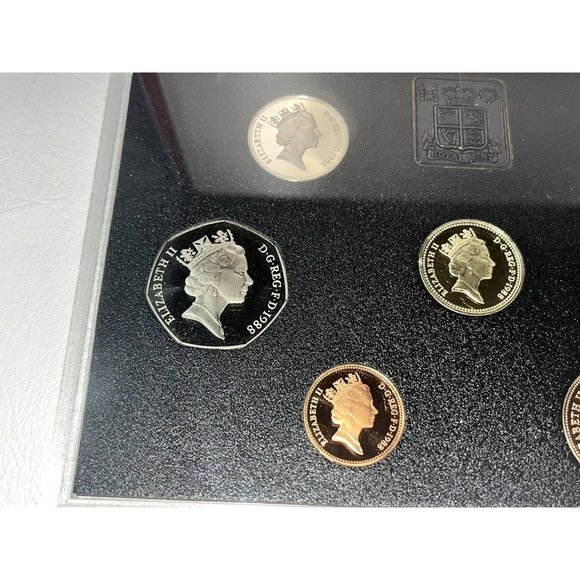 UK PROOF COIN Collection Set Original ROYAL MINT Leather 1988 Queen Elizabeth - Picture 7 of 10